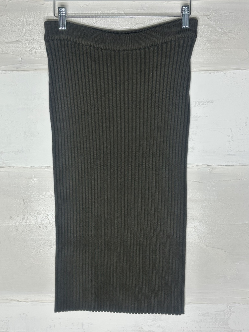 New w tags. Ribbed skirt Skies are Blue. Olive